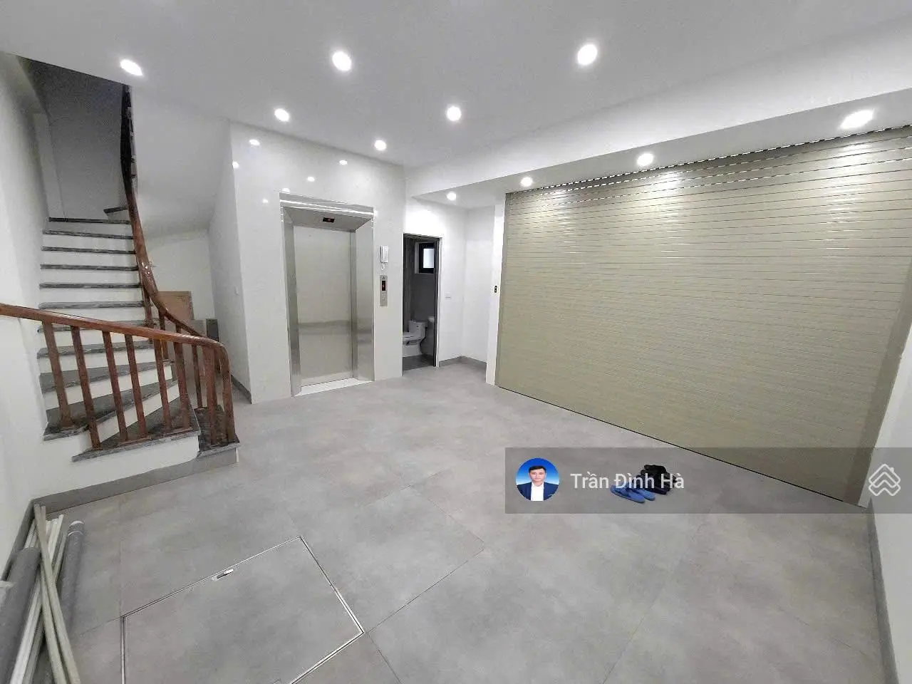Nhà 6T thang máy Phố Trạm 40m2, lô góc, ô tô cách 20m, 10 tỷ Long Biên