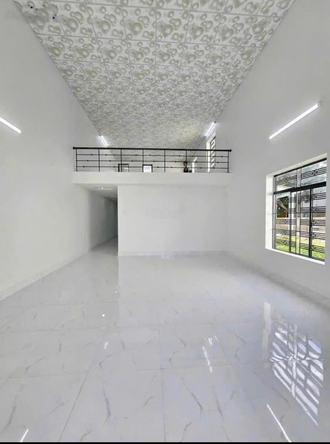 Nhà gác lửng kiệt ô tô đường Tô Hiệu, giá siêu rẻ