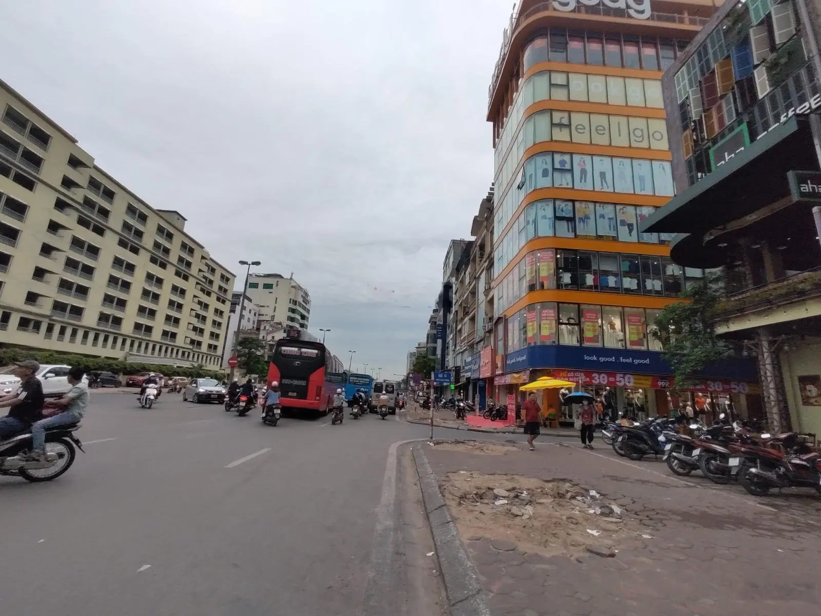CHÍNH CHỦ BÁN NHÀ MẶT PHỐ MINH KHAI - DƯƠNG VĂN BÉ 5T Lô góc Kinh Doanh Đỉnh cao 76m2 25 tỷ
