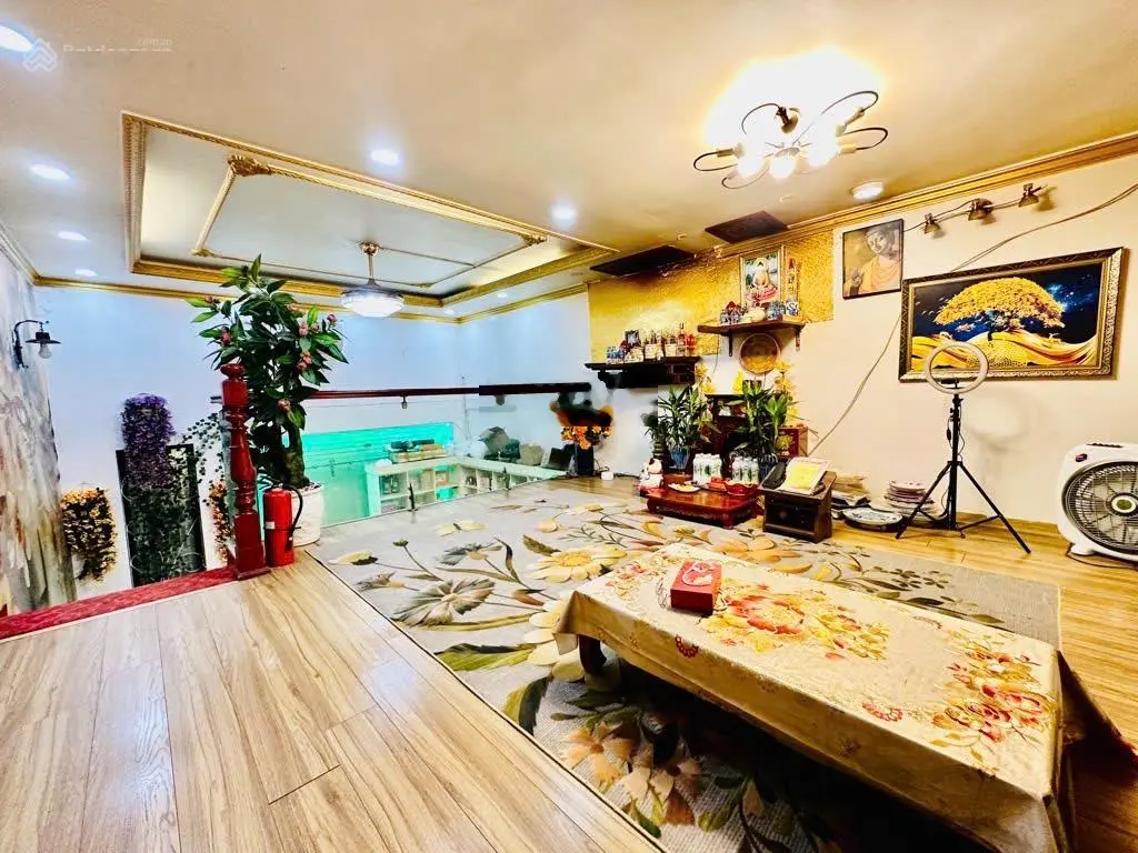 Bán nhà Nghĩa Dũng - Phúc Xá, homestay đẹp thông thoáng MT 4,5m 6 tầng