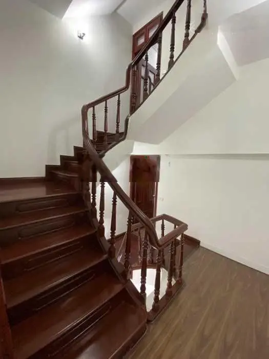 BÁN NHÀ MẶT PHỐ VŨ HỮU - KINH DOANH - GARA OTO- 5T - 7 PHÒNG-SỔ ĐẸP - 13.5 TỶ