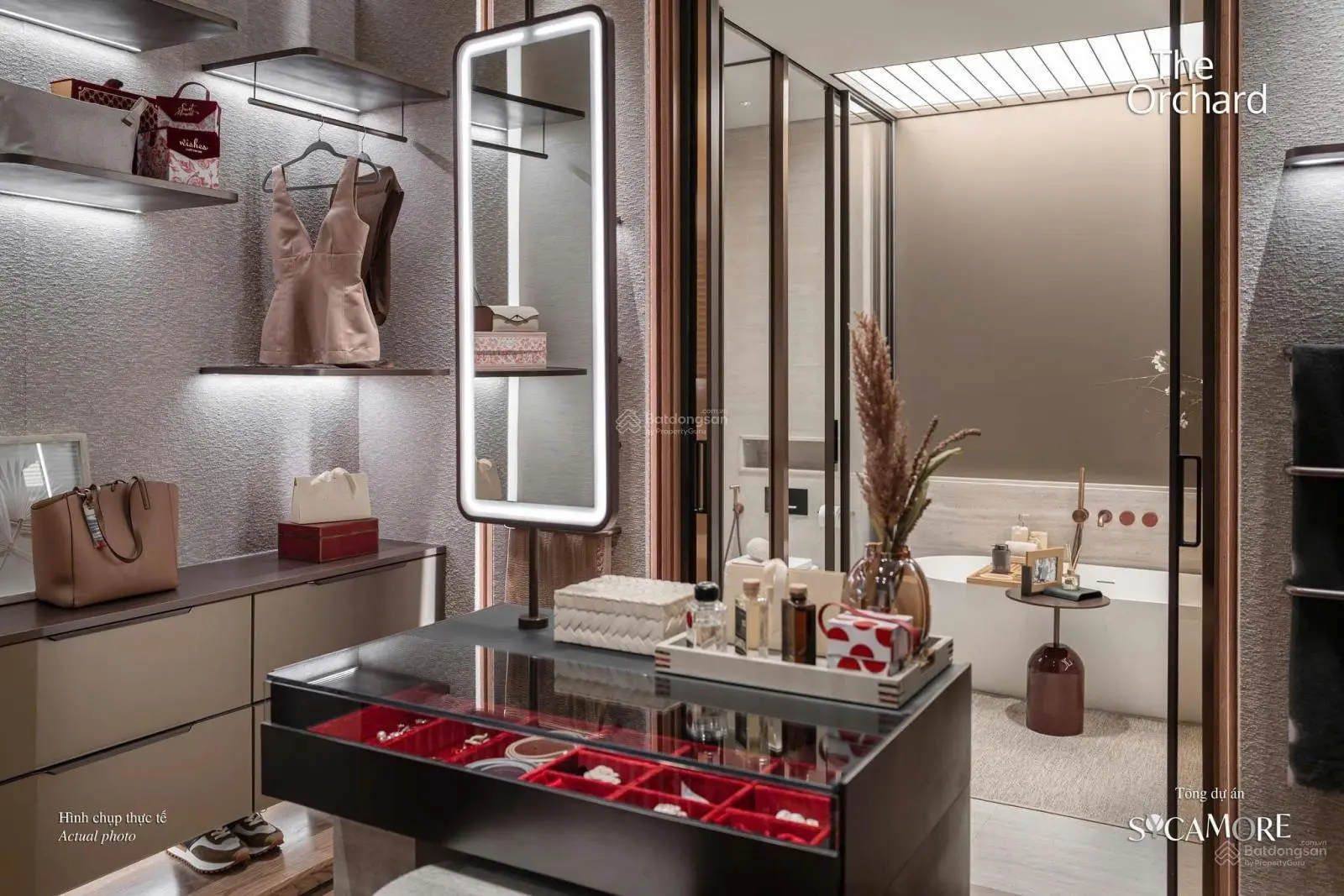 Duy nhất biệt thự 3 mặt tiền sân vườn, 243m2 (9x16, nở hậu 13m), view hồ, chỉ 21 tỷ, ký HĐMB