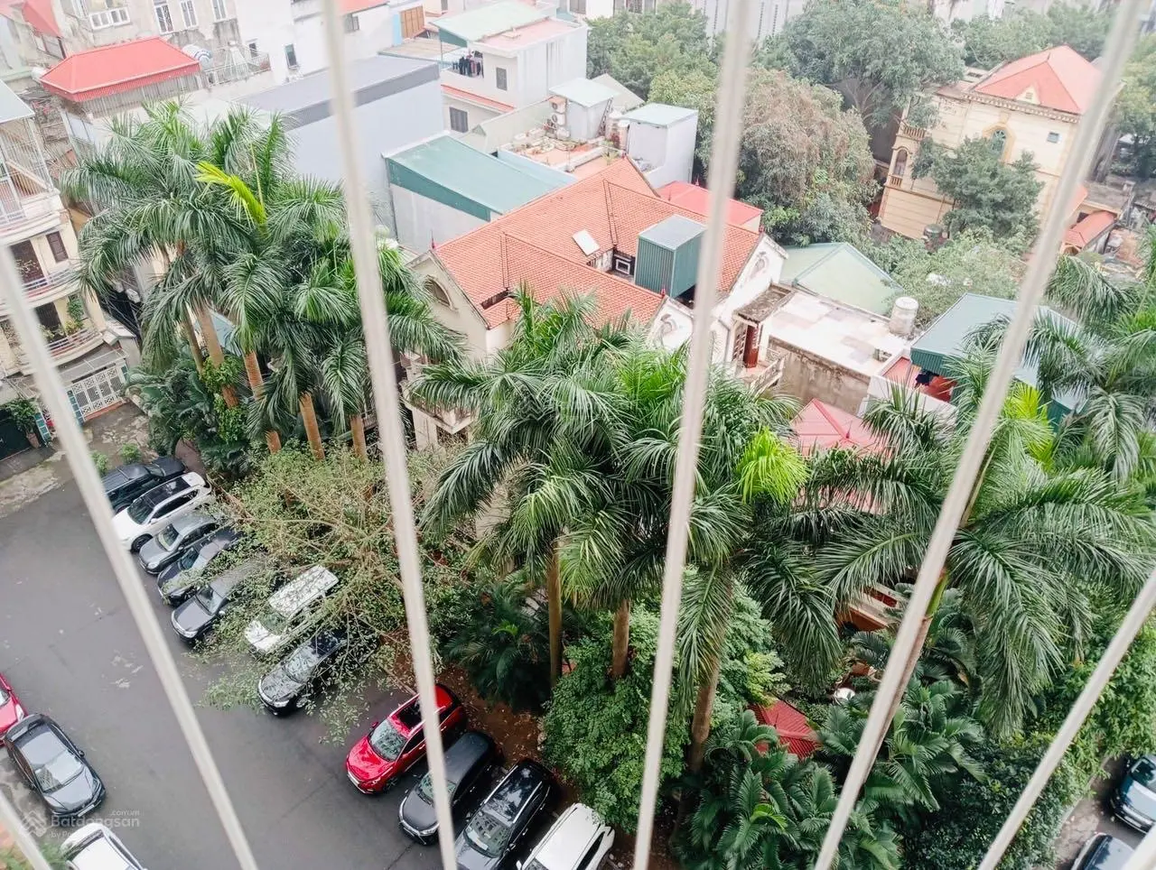 Bán căn hộ chung cư 671 Hoàng Hoa Thám, Ba Đình. 4,8 tỷ