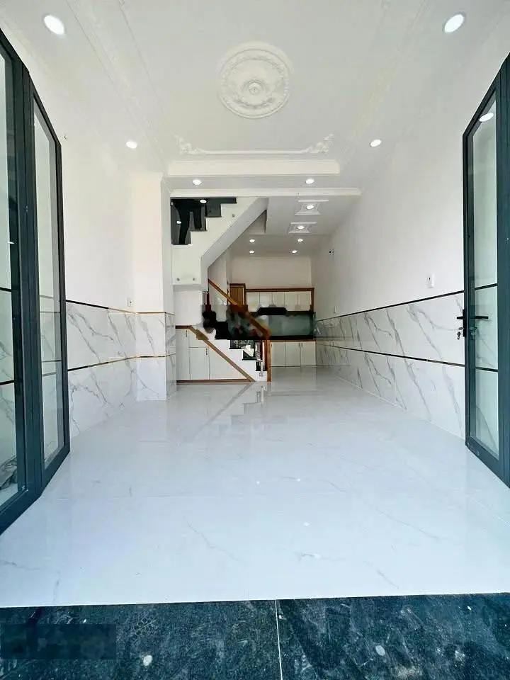 Sang nhanh nhà 1 trệt 1 lầu 5x18=90m2 KDC Bình Tân Hương Lộ 2 cách Quốc Lộ 1A 300m sổ sẵn