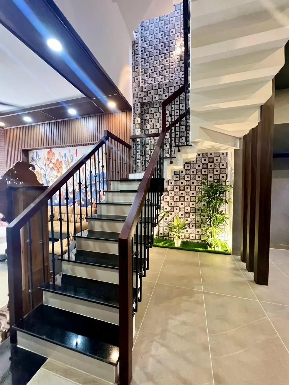 Gia đình chủ bán gấp nhà đang cho thuê 22tr/tháng, GIÁ 2TỶ580/52m2, đường Châu Thới - P.15 -Quận 10