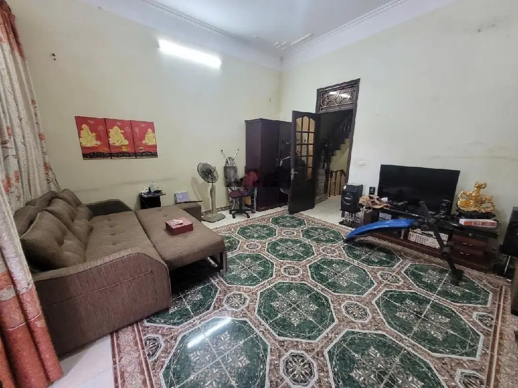 Bán nhà mặt phố mỗ lao hà đông, lô góc 2 mặt đường ô tô tránh nhau, kinh doanh đỉnh. 50m 2t, 20 tỷ.