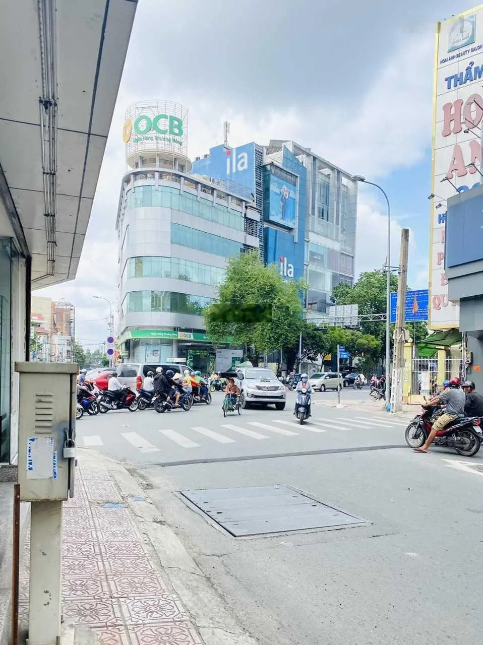 Bán nhà mặt tiền đường Minh Phụng Quận 11, 9 x 27m, 3 lầu, giá chỉ 60 tỷ