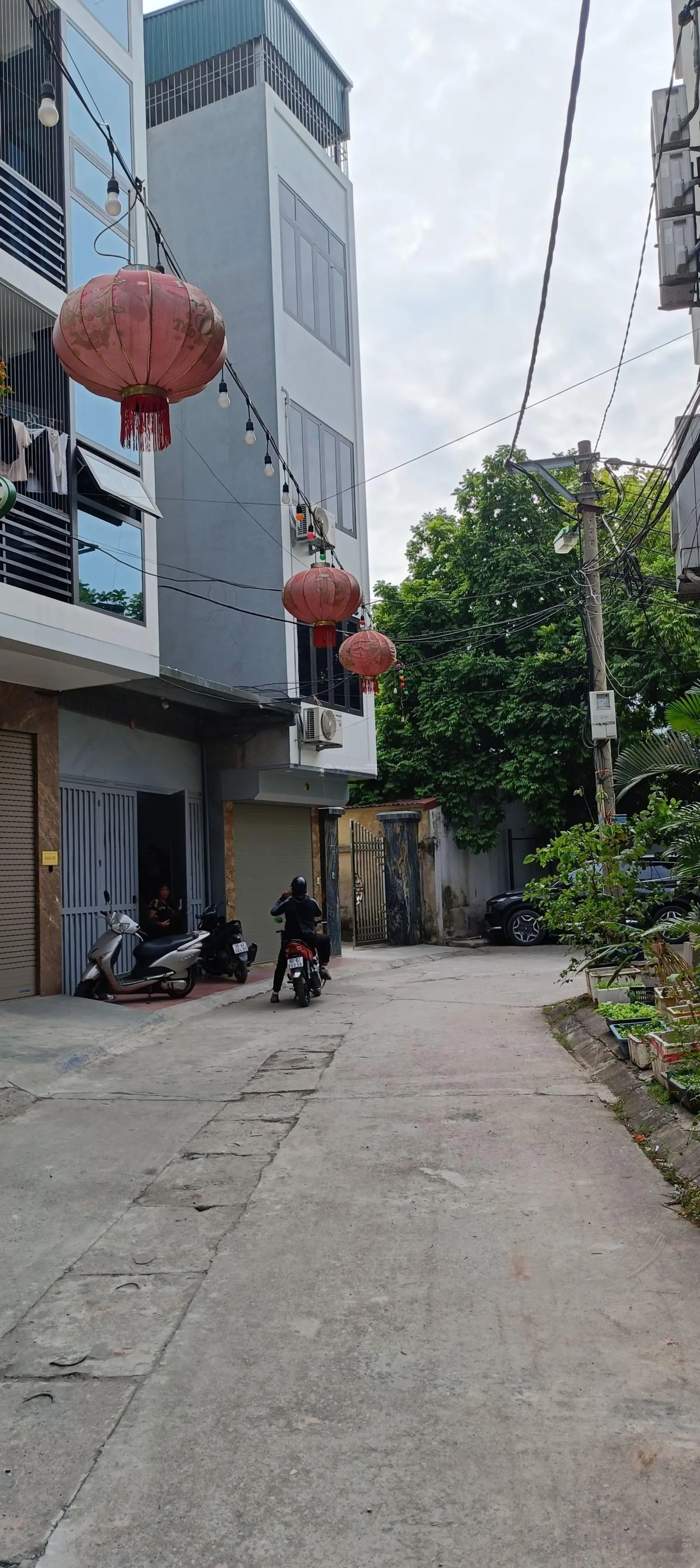 -bán nhà khu đấu giá tứ hiệp, gần trường chu van an, ngô sỹ kiện hàng xóm cc iec dt: 126m/giá 17,5t