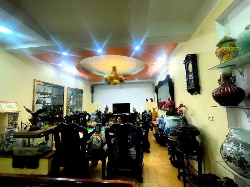 Bán nhà phố Trần Duy Hưng 75m2 5 tầng mặt tiền 4.8m . Giá 16 tỷ