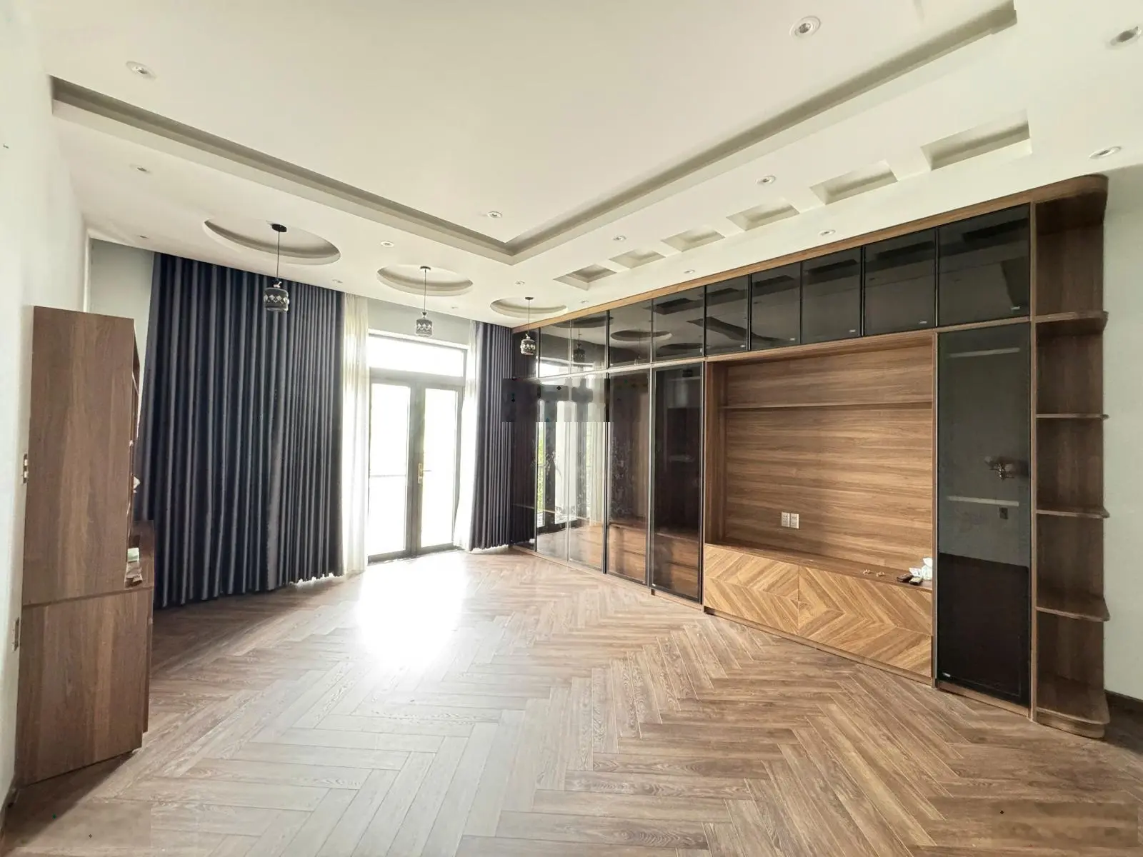 Chính chủ cần bán nhà 3 tầng đường Nguyễn Văn Thông - Hoà Xuân, Cẩm Lệ