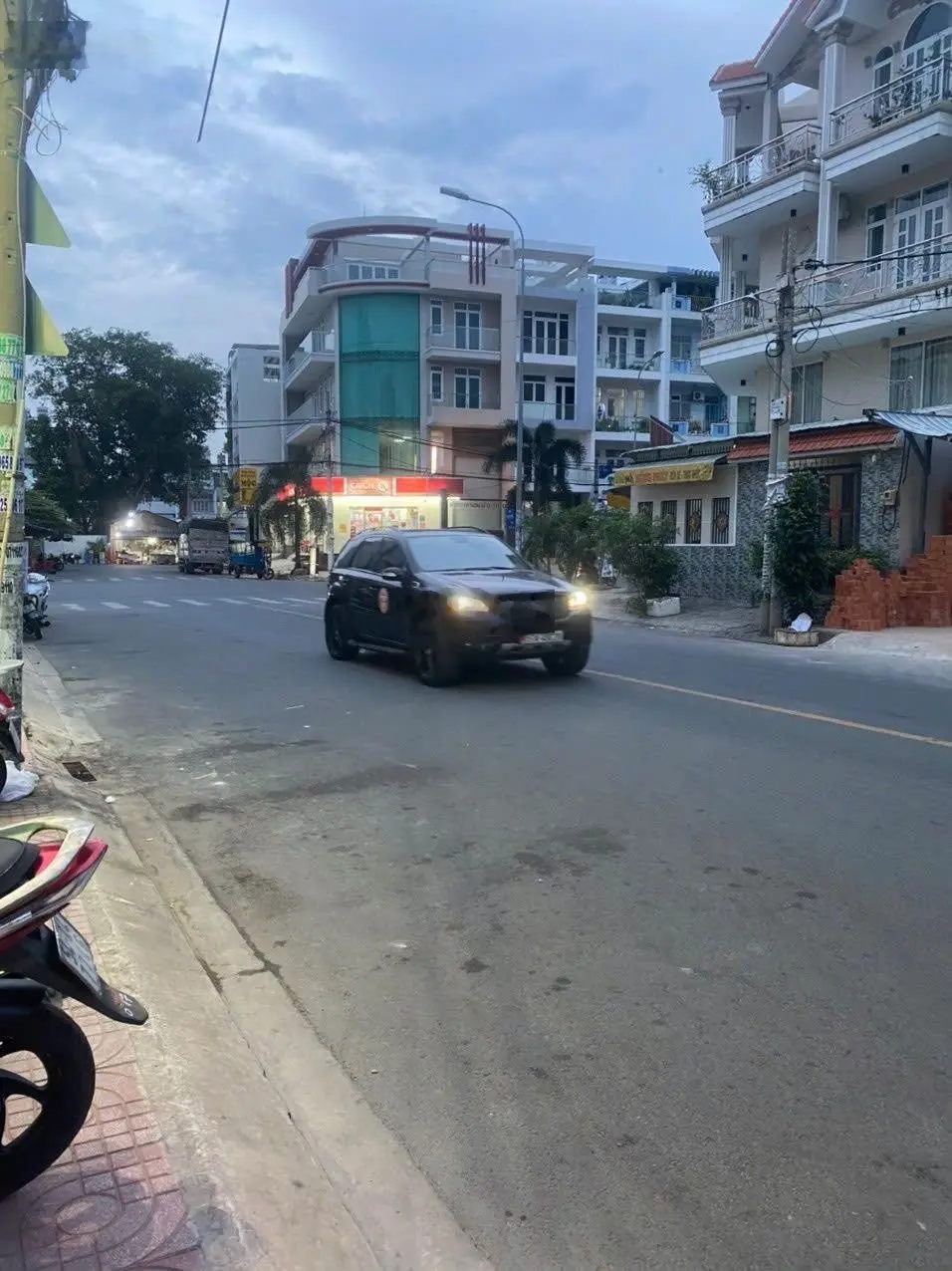 Bán nhà mặt tiền đường Số 26, P10, Q6. 4x23m. 2 lầu, 13.9 tỷ