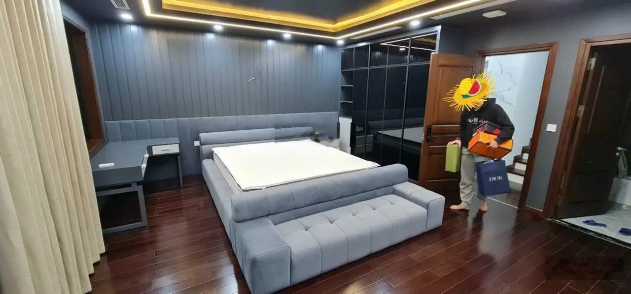 Mặt tiền 10m Yên Lãng! Lô góc xây mới 7 tầng nội thất sang trọng thang máy. Gara ôtô. Ảnh thật 100%