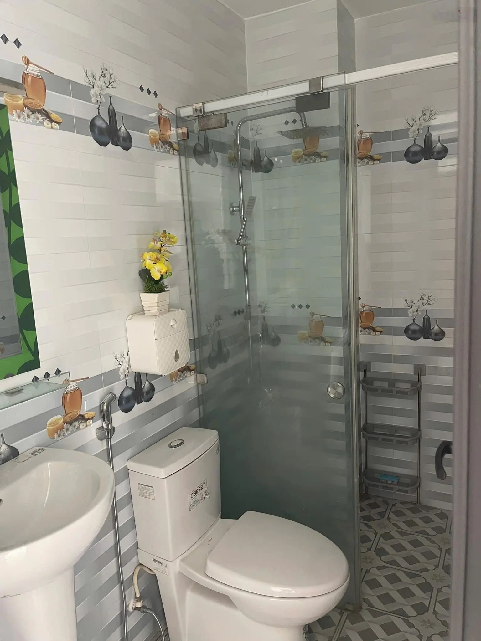 Bán nhà 4 tầng HXH 1 trục đường số 4 P16 4PN 5WC 4x15m, gần trường Nguyễn Du, Lotte