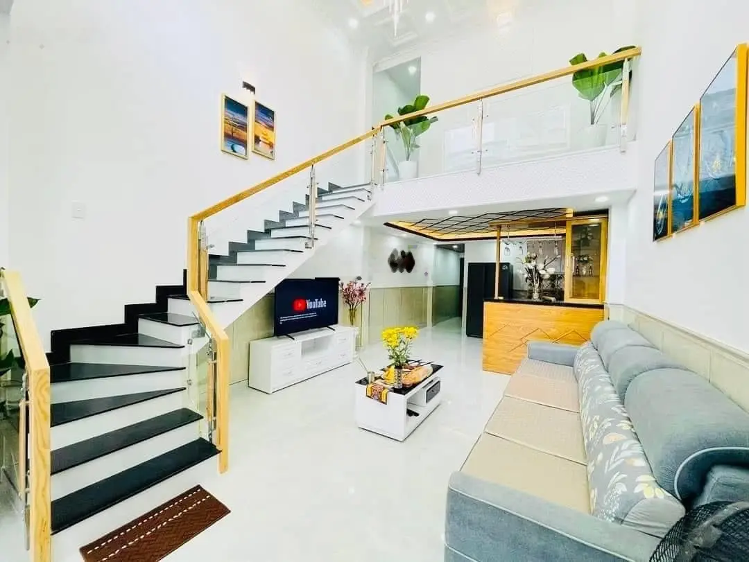 Bán nhà 307/7/8 Nguyễn Văn Khối P8 1 lầu 3pn 2wc nội thất đầy đủ hxh cách mặt tiền 30m