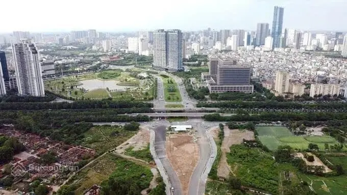 Em Huy cần bán gấp lô biệt thự sát góc P01 diện tích 169m2 3 tầng 1 tum cực đẹp ở Solasta Mansion