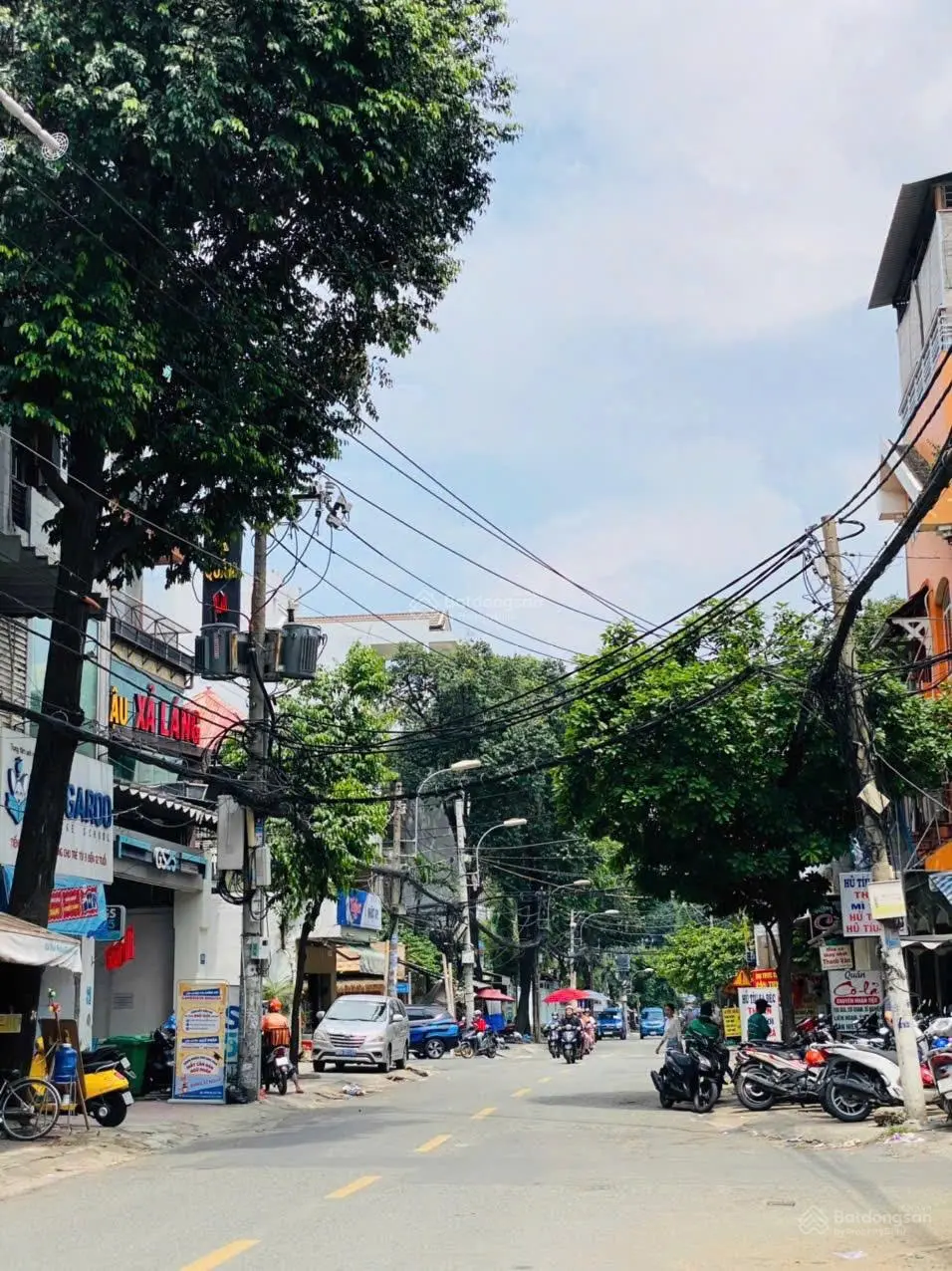 Bán nhà mặt tiền Trường Sơn , P.15, Q.10, DT: 5 x 17m, 2 MT trước sau thoáng, DTCN: 85m2, Giá:24 tỷ