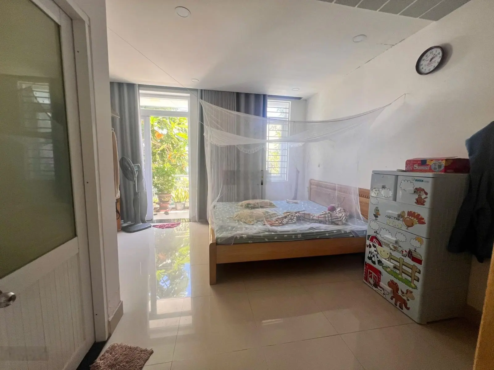 Nhà 03 tầng tại KĐT Phước Long A - TP. Nha Trang. Giá chỉ 5 tỷ 950 triệu để lại nội thất)