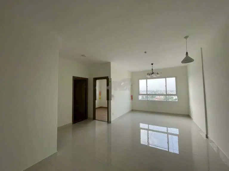 CẦN BÁN CĂN HỘ 72M2 CÓ BANCOL GIÁ 2.5 TỶ