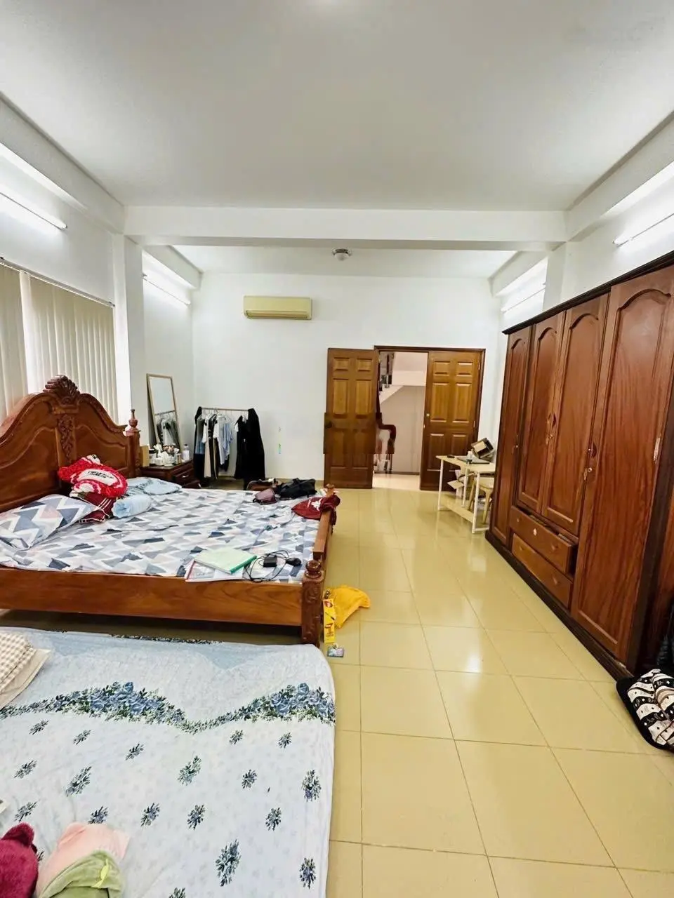 Bán nhà Lê Thị Bạch Cát 4.7* 12,5 trệt lửng 3 lầu sân thượng nhà đẹp hẻm xe hơi giá 8 tỷ bớt lộc