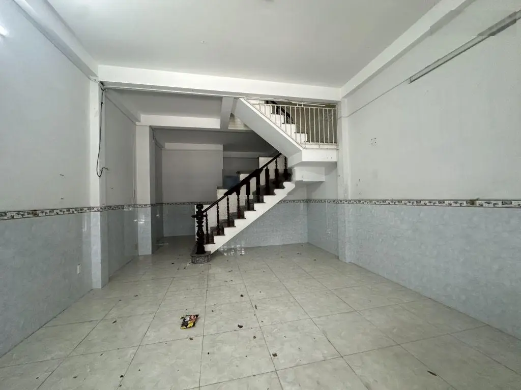 Bán nhà quận 12 ngay thạnh xuân - hà huy giáp hẻm như mặt tiền dt khủng 5x21 giá 4,75tỷ còn tl