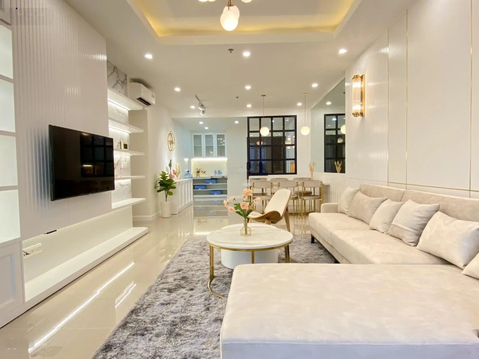 Cần bán gấp CHCC Res Green 60m2 2PN, full NT giá 3.45 tỷ có sổ,LH: 0989 236 *** HOA