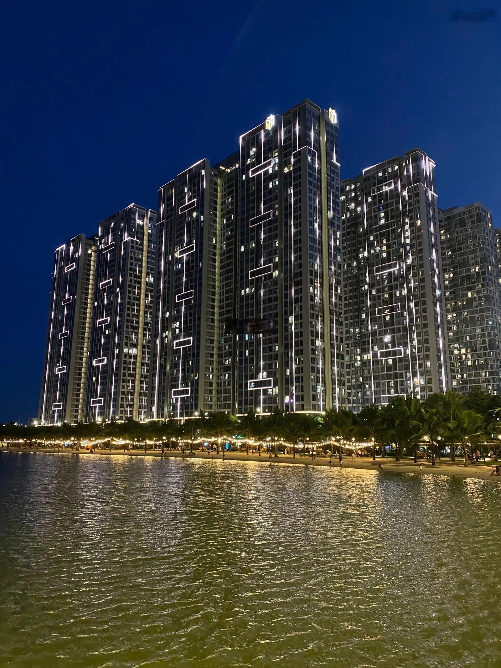 Bán Căn 2PN view hồ cực hiếm tầng trung. Toà B Masteri West heights giá rẻ nhất thị trường, bao phí