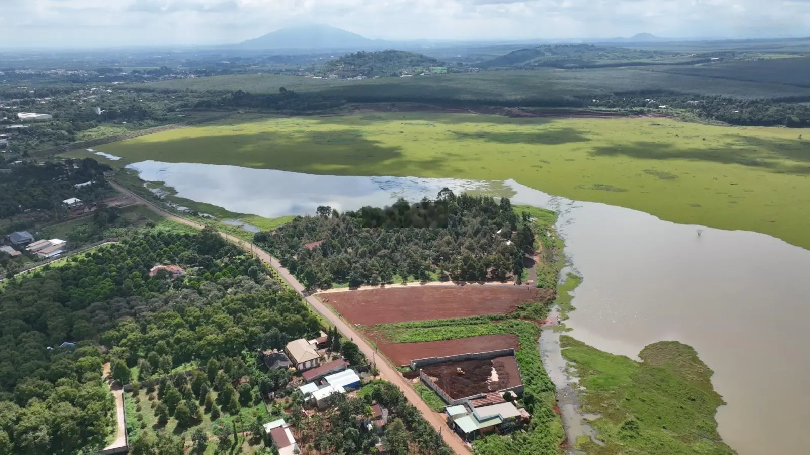 Sang nhượng nhà vườn đồi nghỉ dưỡng view đẹp đón bình minh, ngắm hoàng hôn. Gần 5 sào 300m2 thổ cư