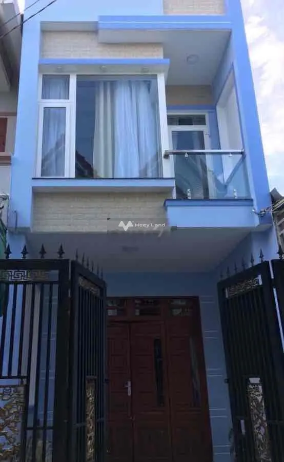 Bán gấp nhà trung tâm Bàu Bàng,đường ô tô