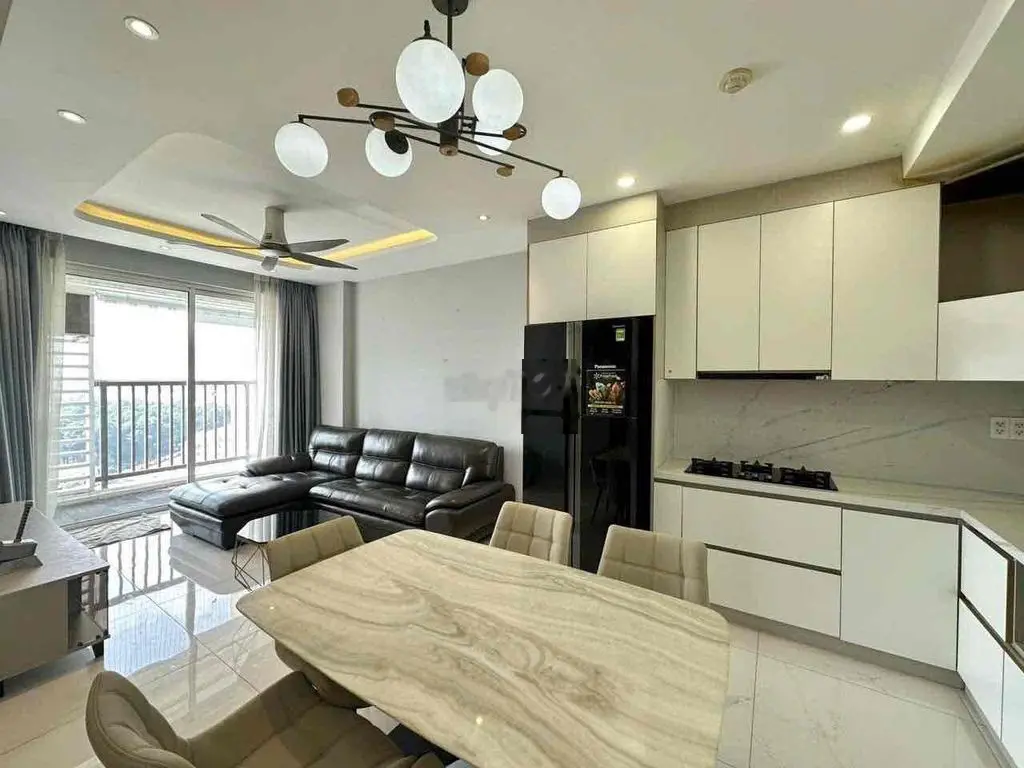 Bán căn 3 phòng Orchard Parkview tầng cao view công viên 99m2 đầy đủ