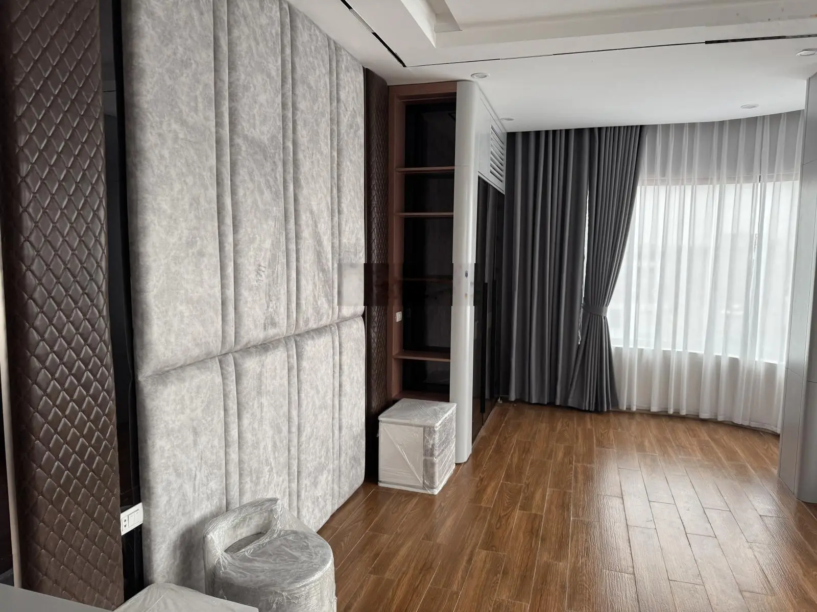 Bán biệt thự vườn đào quận tây hồ diện tích 270m mặt tiền 15m giá bán 162 tỷ