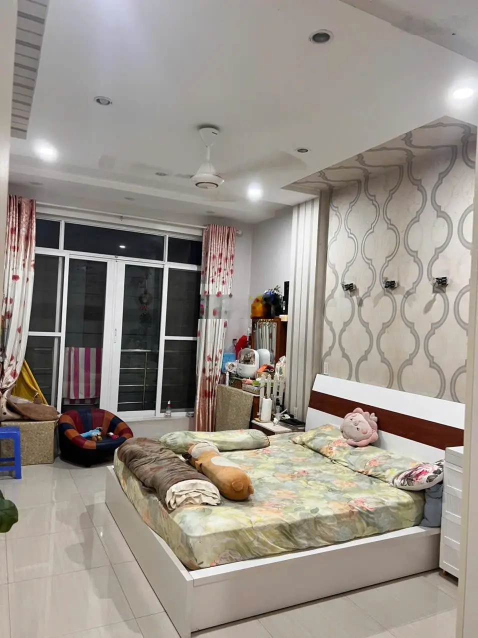 Bán gấp nhà 2 mặt tiền đường số 6, phường 4, quận 4
