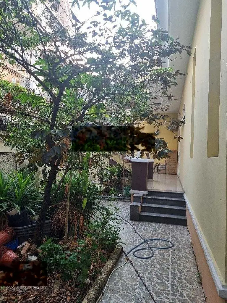 Bán dinh thự mặt tiền 720m2, 25x30m, khu Tên Lửa, 3 tầng, 5PN, 4WC, chỉ 70 tr/m2