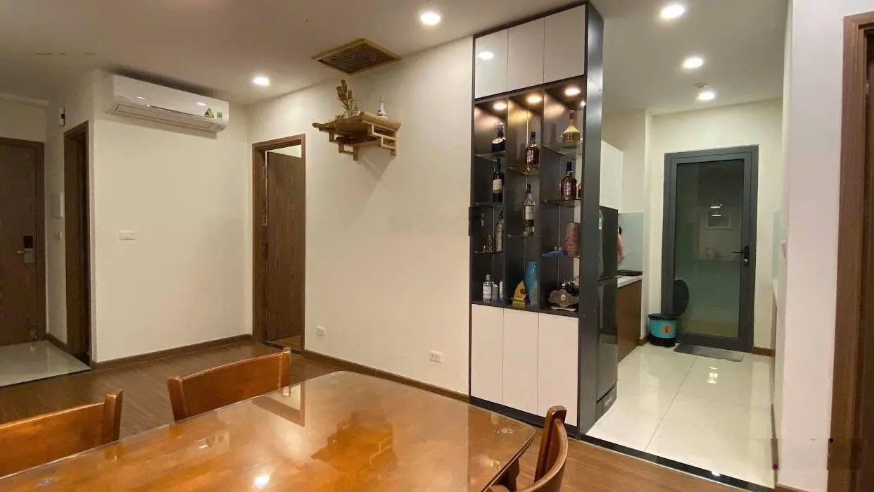 Chính chủ cần bán căn hộ 2 ngủ - 75m2 Eco Green City, Nguyễn Xiển. Giá hơn 4 tỷ. LH 0961 270 ***