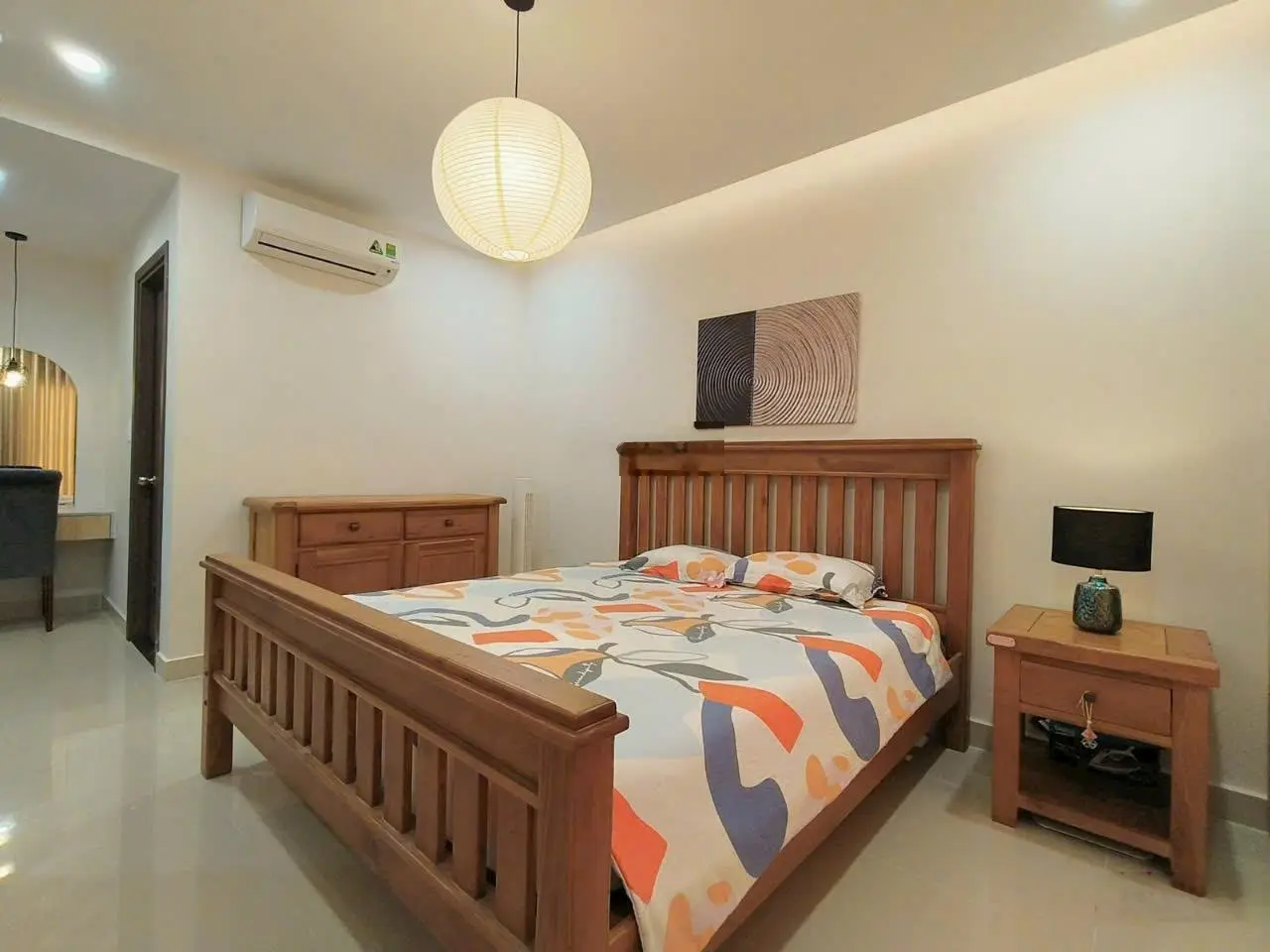 Bán căn hộ view hồ CT9 Vĩnh Điềm Trung DT 75m2 2PN tầng cao, nội thất như hình giá 3.2 tỷ