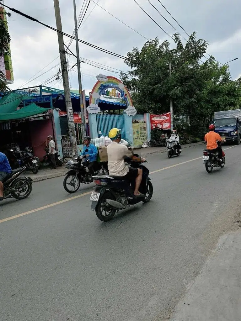 Bán đất Lê văn Quới, 90m2, 4x22m, hẻm ôtô 5m, thông thoáng, khu phân lô, giá thương lượng