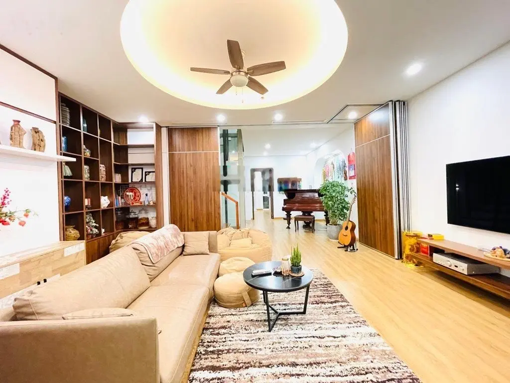 Bán nhà Mặt phố Nguyễn Hoàng Mỹ Đình 80m 5T vỉa hè ô tô đỗ kinh doanh, mặt sau ô tô tránh 39.5 tỷ