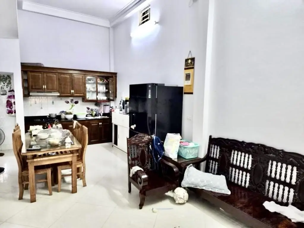 Rẻ nhất phố Quang Trung Hà Đông, vài bước ra phố, DT cực rộng 54m2 x 4 tầng, 4PN, giá 4,8 tỷ