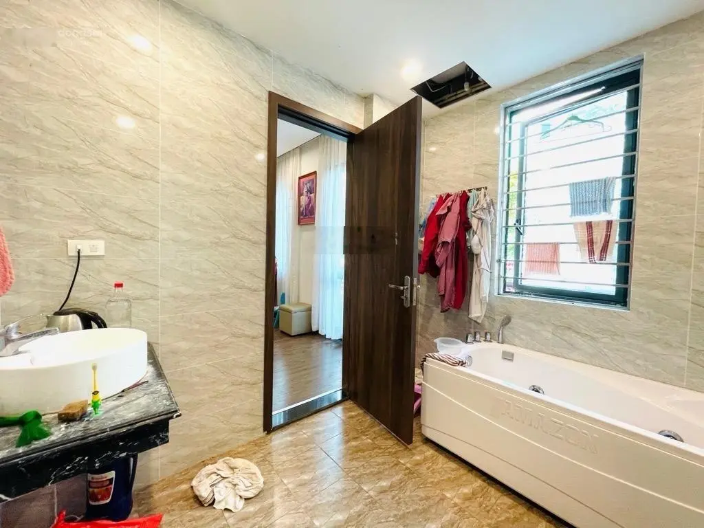Bán nhà đất Văn Quán, Hà Đông- nhà đẹp dân xây-đường ô tô tránh- lô góc 2 thoáng- 51m2- giá:10,4 tỷ