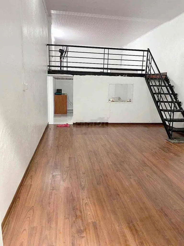 1,295 tỷ, Nguyễn Văn Giáp , 70m2 , 3 ngủ , trước nhà 3m , cực hiếm .