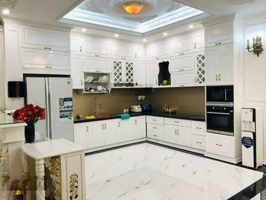 Biệt thự khu vip đường Nguyễn Văn Hưởng - Thảo Điền. DT: 200m2 - nhà đẹp - giá 49.9 tỷ