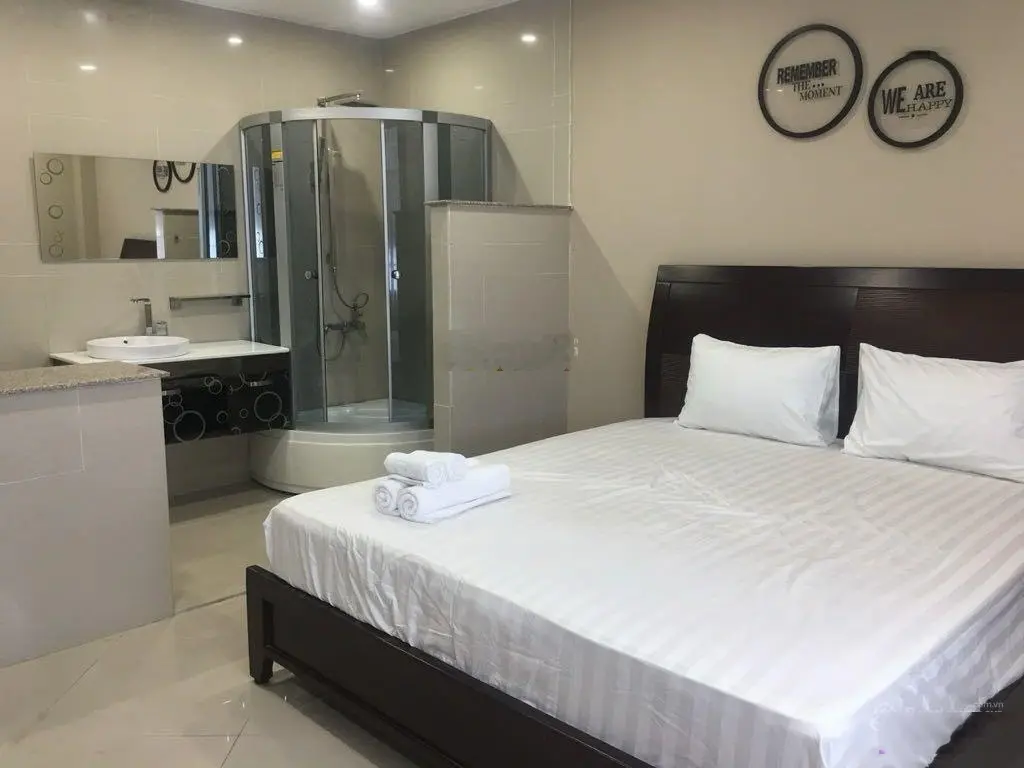 Chính chủ bán toà khách sạn Núi Thành 7 tầng 15 phòng thu nhập ổn định trăm triệu mỗi tháng