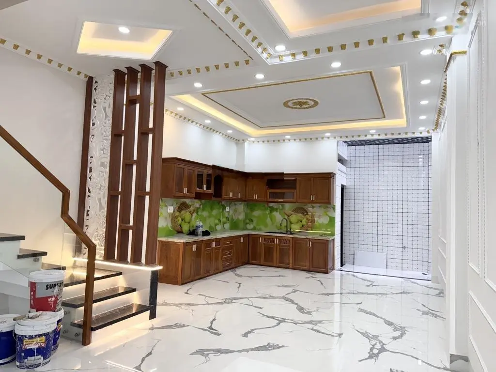 Mặt tiền kinh doanh có vỉa hè 10 mét