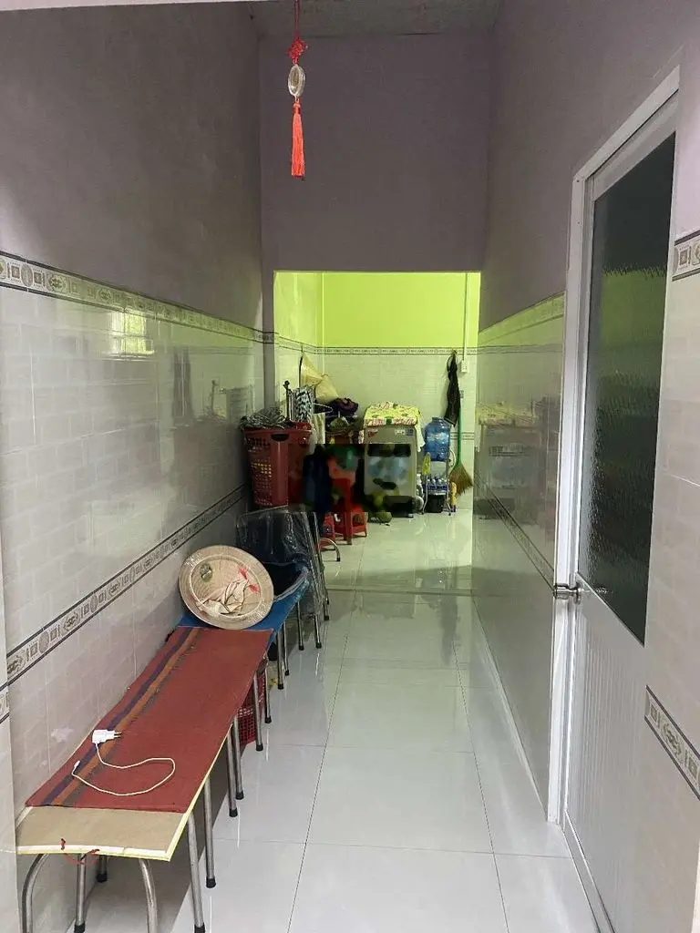 Kẹt tiền bán nhà đang ở, thị trấn Châu Thành Bến Tre