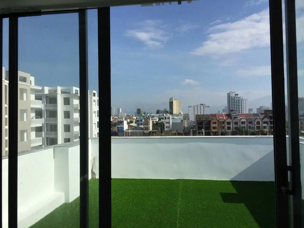 Toà căn hộ biển phố tây An Thượng DT 90m2 9 phòng full nội thất doanh thu 65tr/th chỉ hơn 17 tỷ
