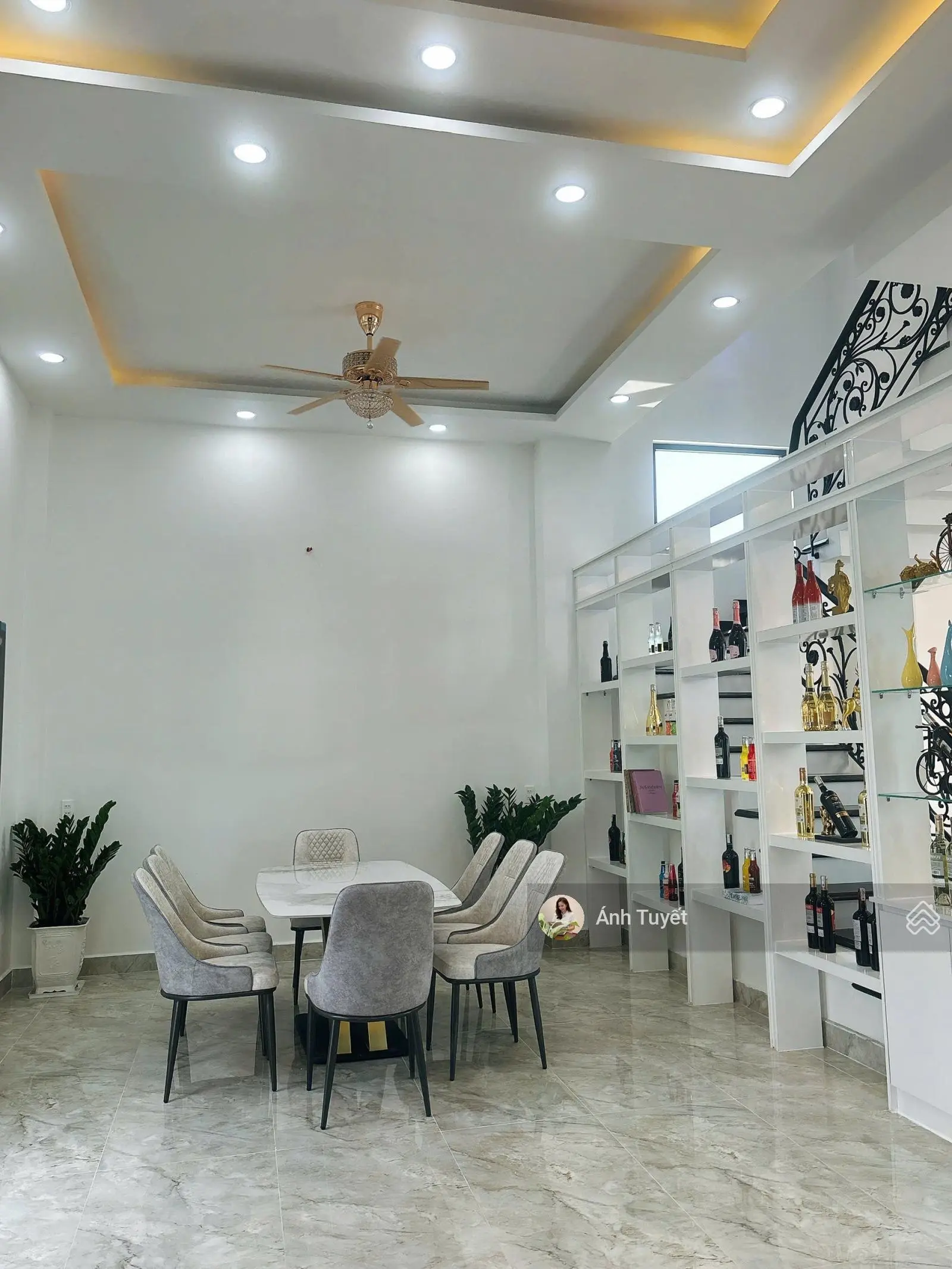 Giảm giá 600 triệu từ 1.4 tỉ xuống còn 800 triệu nhà Góc 2MT Đinh Đức Thiện 12x25m 1 lầu, SHR