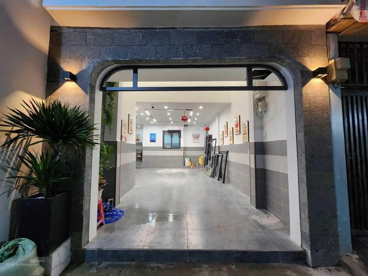 Giảm 1tỷ5 | toà building dòng tiền 123tr/tháng Sư Vạn Hạnh 12 phòng CHDV full NT chỉ nhỉnh 17 tỷ