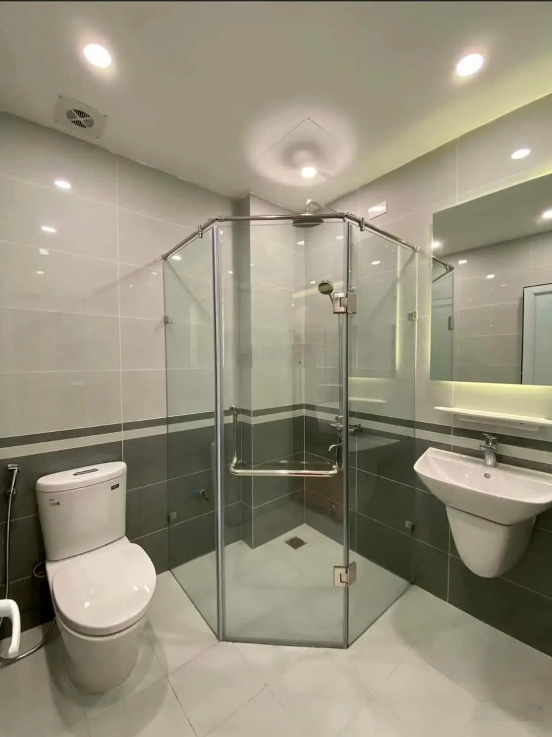 Bán nhà Cầu Diễn 40m2 - ô tô đỗ cổng 10m - thiết kế hiện đại 4PN - sổ vuông đẹp, 4T - 4 tỷ 49