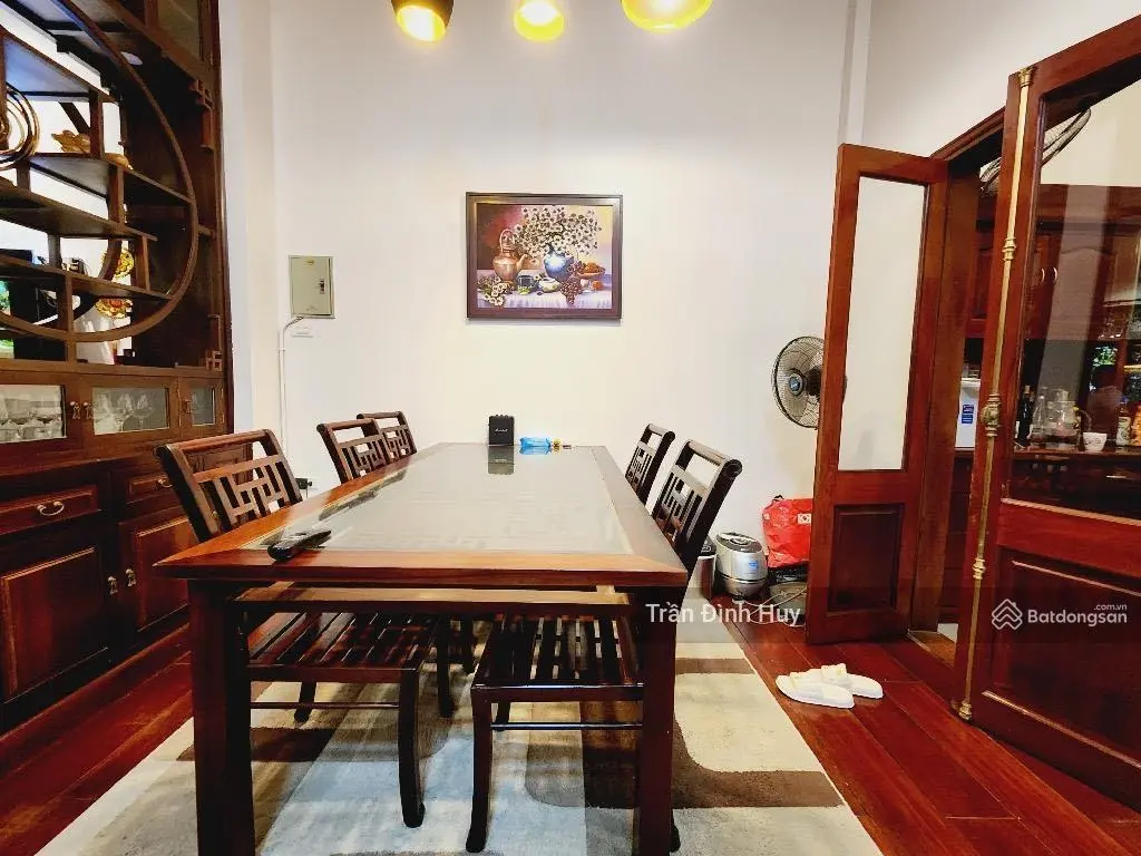 (Nhà vườn - Nguyễn Khánh Toàn) 106m2 - MT 6m. Có hầm. Giá 22.8 tỷ