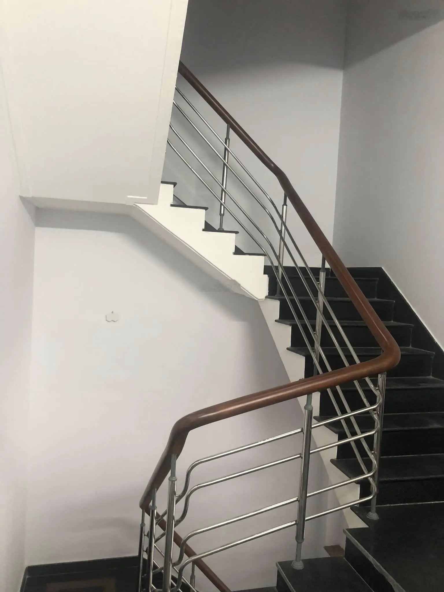 Bán nhà khu Tên Lửa, MT đường Số 4, P. Bình Trị Đông B, 6 x 22m, 4.5 tấm, giá 23.9 tỷ.