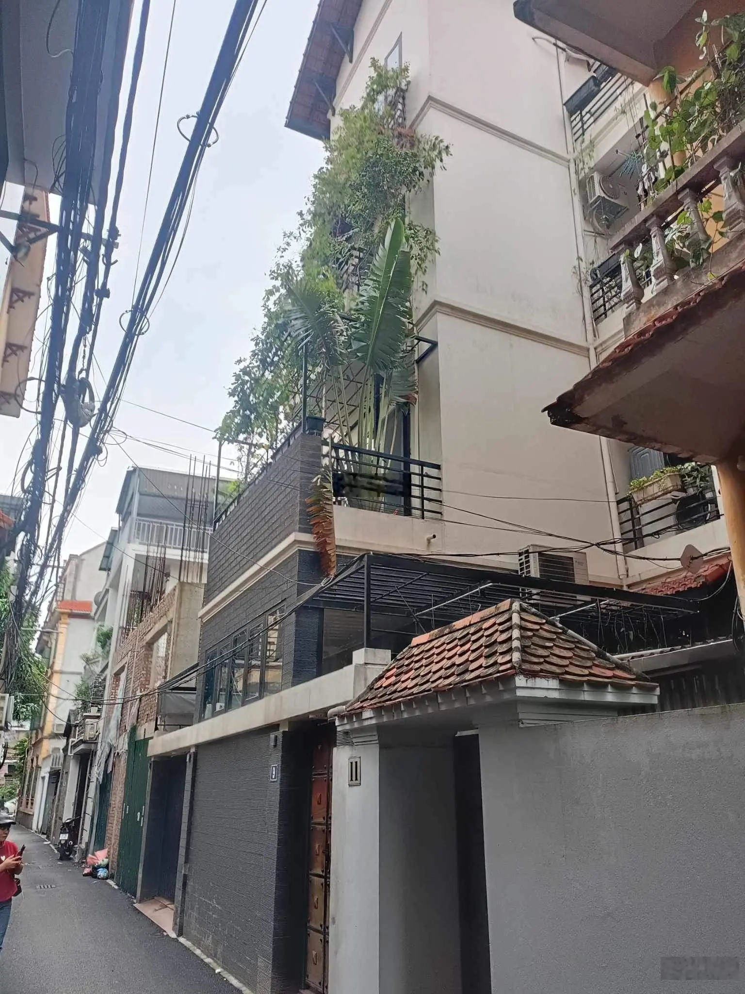 Có 102! Nhà 100m2, 4 tầng MT 9m gara ôtô, ngõ thông, kinh doanh. Lạc Long Quân, Tây Hồ. Chỉ 17.8 tỷ